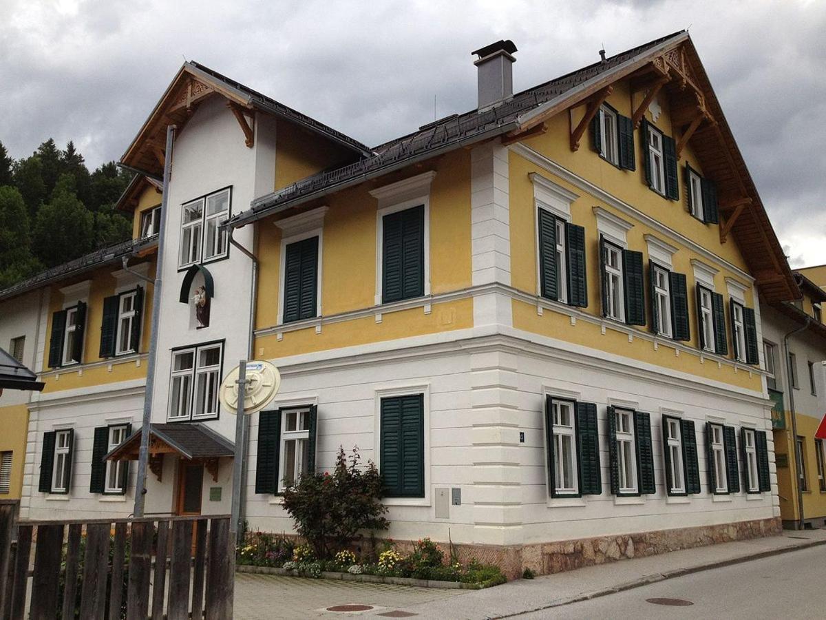 Fruehstueckspension Josefinum Bad Aussee Dış mekan fotoğraf