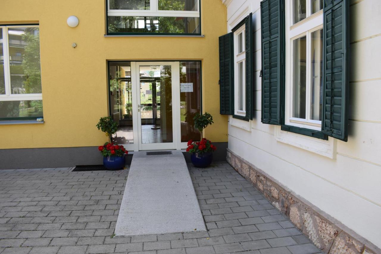 Fruehstueckspension Josefinum Bad Aussee Dış mekan fotoğraf
